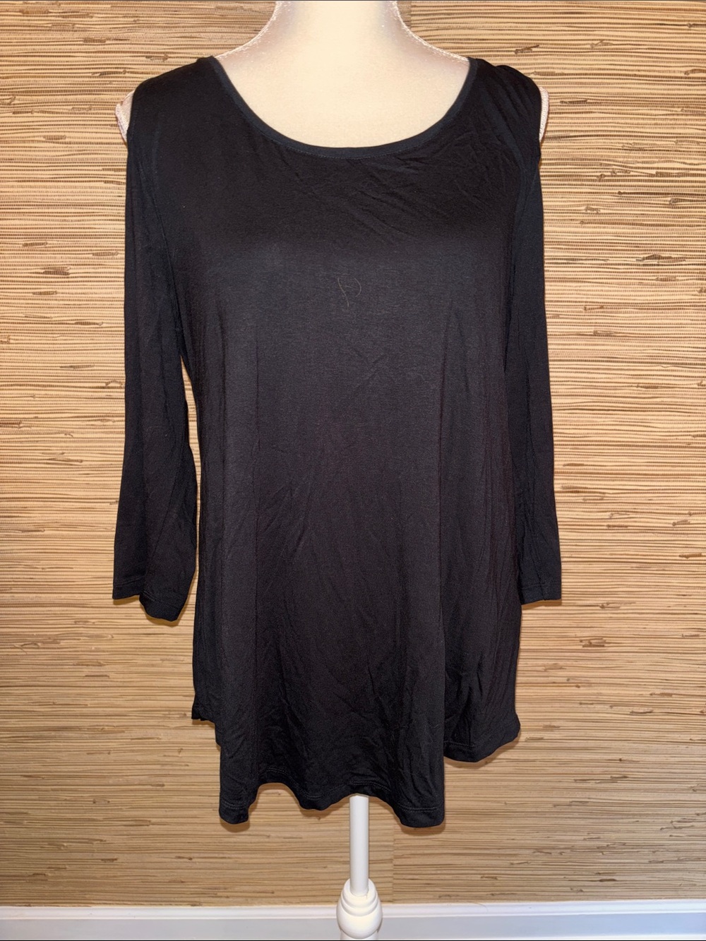JM Collection Black Cold-Shoulder Scoop Neck Women's Top medium nwt!